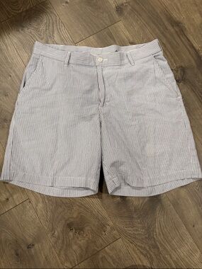 Men's Seersucker Flat Front Shorts - Blue/White Stripe